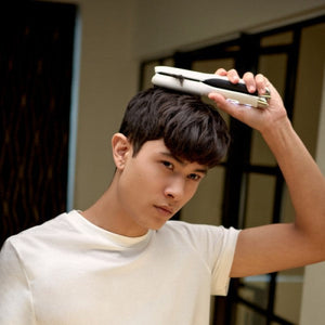ghd unplugged Styler weiß + mini paddle Brush gratis